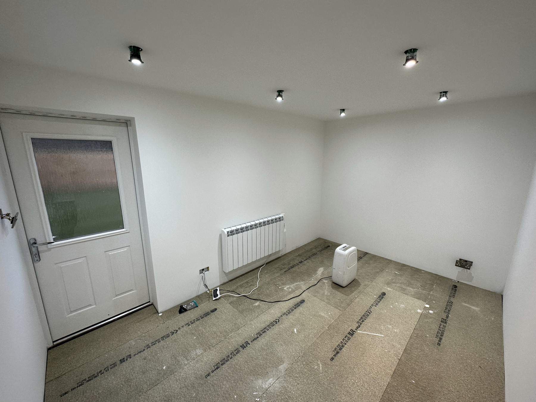 Room before conversion into a home cinema